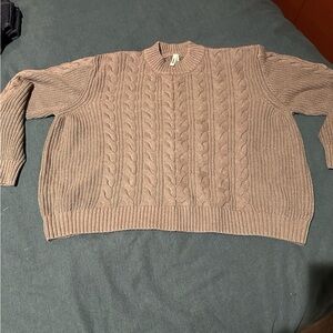 Pact Cable Knit Crew in Heather Cinder